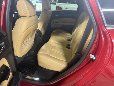 Used 2015 Cadillac SRX Luxury image 25