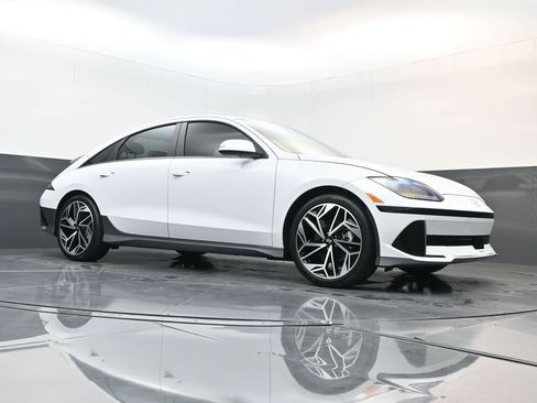 Certified 2023 Hyundai Ioniq 6 SEL w/ Cargo Package image 14