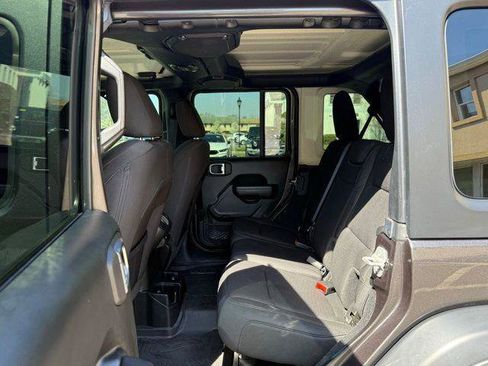 Certified 2022 Jeep Wrangler Unlimited Sport AWD/4WD image 27