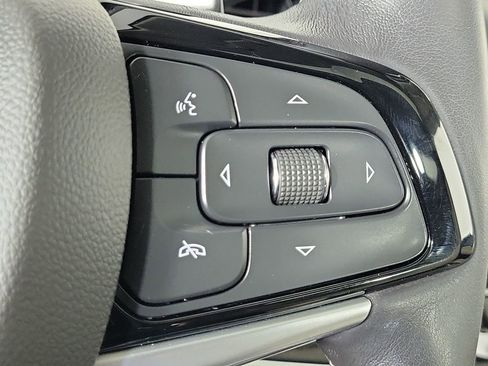Used 2023 Buick Enclave Essence w/ Experience Buick Package FWD image 11