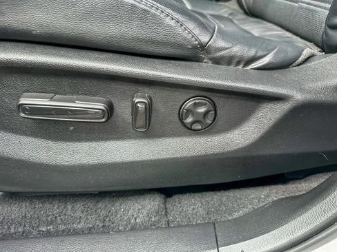 Used 2018 Honda CR-V EX-L image 12