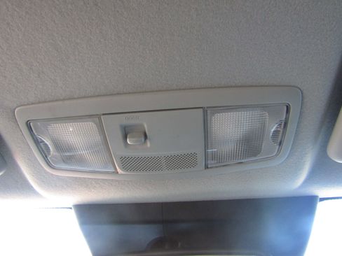 Used 2023 Mitsubishi Outlander Sport SE image 17