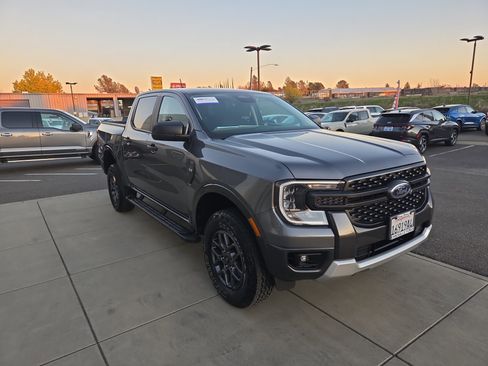Used 2024 Ford Ranger XLT w/ FX4 Off-Road Package image 7