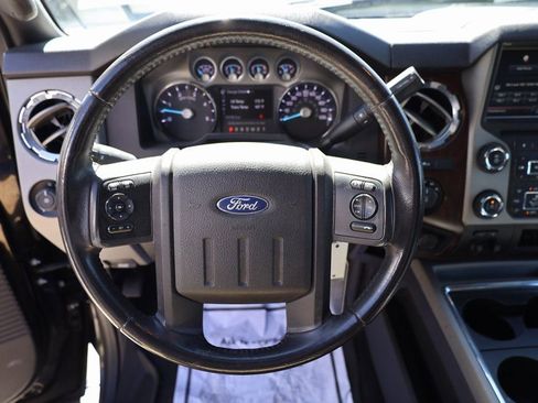 Used 2016 Ford F250 Lariat w/ Lariat Ultimate Package AWD/4WD image 13