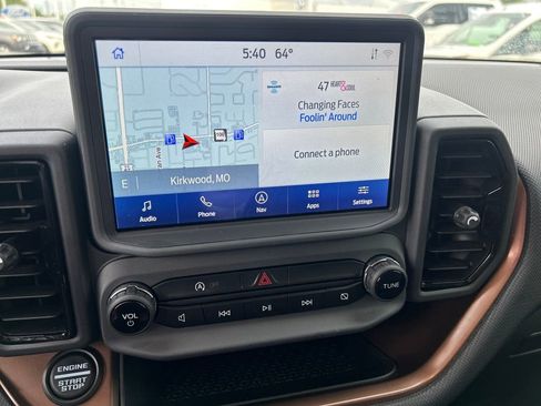 Used 2024 Ford Bronco Sport Outer Banks w/ Tech Package AWD/4WD image 23