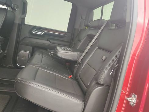 Used 2024 GMC Sierra 3500 Denali w/ Technology Package AWD/4WD image 38