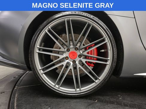 Used 2016 Mercedes-Benz AMG GT S image 31