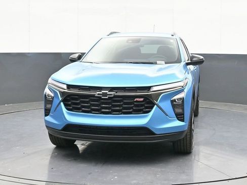 New 2026 Chevrolet Trax RS w/ Driver Confidence Package image 2