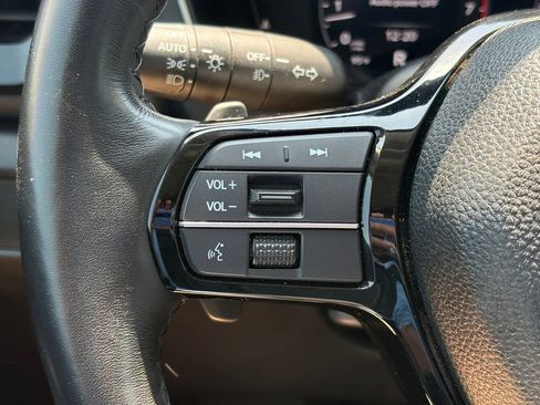 Used 2024 Honda Pilot Elite image 34