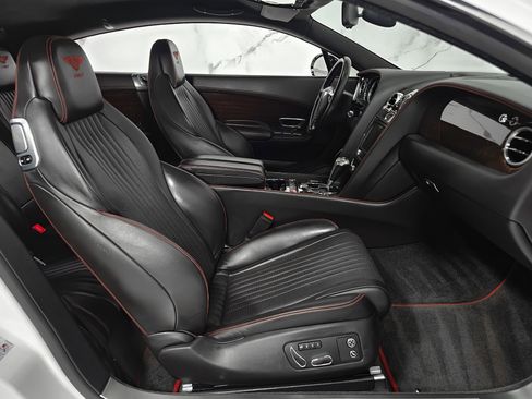 Used 2017 Bentley Continental GT V8 S image 2