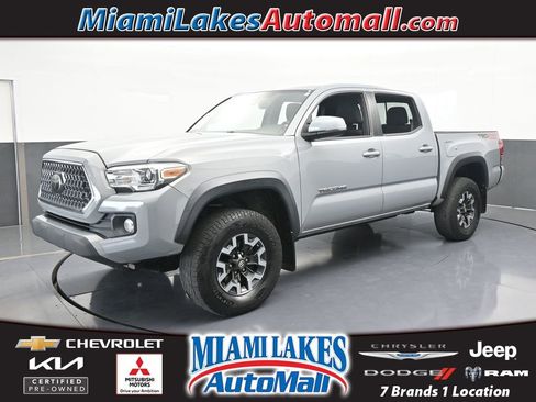Used 2019 Toyota Tacoma TRD Off-Road image 1