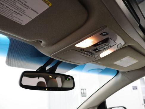 Used 2013 Toyota Sienna Limited w/ Premium Pkg FWD image 39
