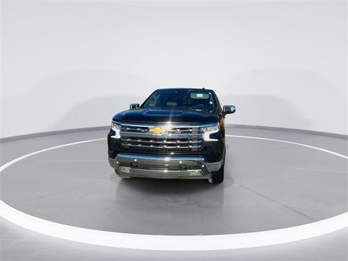 Used 2024 Chevrolet Silverado 1500 LTZ w/ LTZ Premium Package image 4