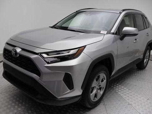 Certified 2025 Toyota RAV4 XLE image 2