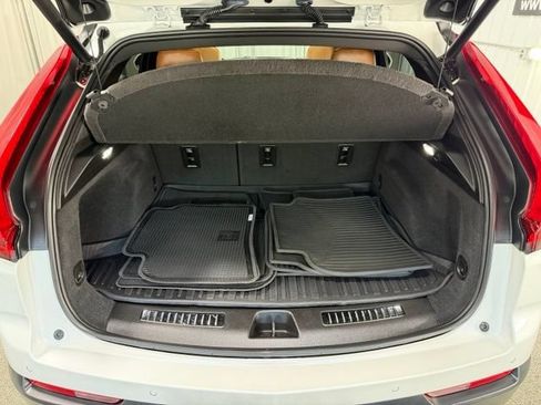 Used 2019 Cadillac XT4 Premium Luxury AWD/4WD image 9