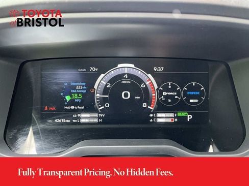 Used 2023 Toyota Tundra Limited w/ TRD Off-Road Package AWD/4WD image 36