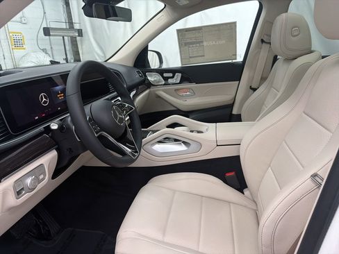 New 2026 Mercedes-Benz GLS 450 GLS 450 image 14