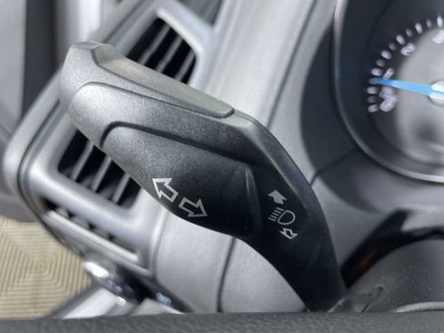 Used 2013 Ford Focus SE FWD image 28