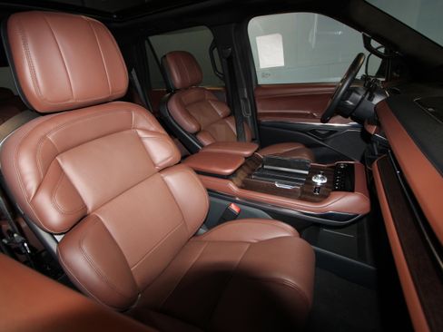 New 2026 Lincoln Navigator L Reserve AWD/4WD image 21