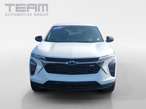 New 2026 Chevrolet Trax RS image 2