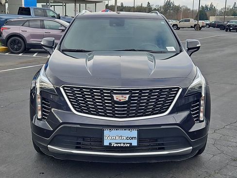 Used 2023 Cadillac XT4 Premium Luxury image 9