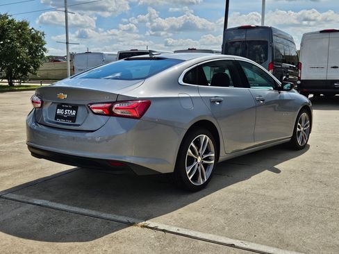 Used 2024 Chevrolet Malibu LT FWD image 3