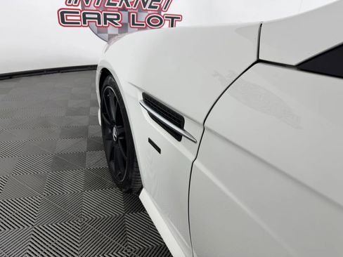 Used 2015 Mercedes-Benz SLK 250 image 28