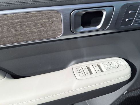 New 2025 Hyundai Santa Fe Calligraphy image 9