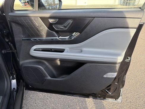 Certified 2022 Lincoln Corsair AWD w/ Premium Package image 14