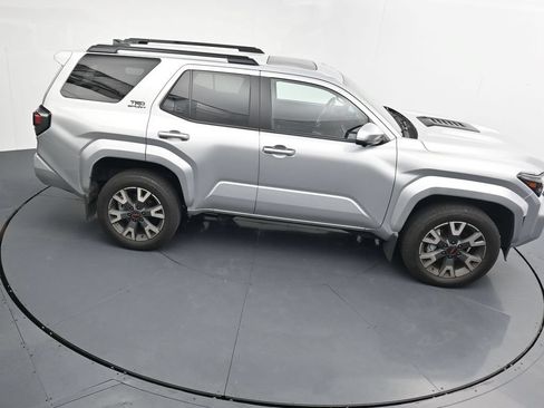 Used 2025 Toyota 4Runner TRD Sport Premium AWD/4WD image 17