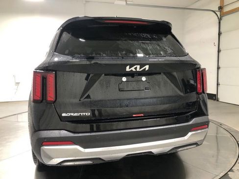 New 2026 Kia Sorento S w/ S Panoramic Sunroof Package image 6