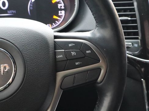 Used 2022 Jeep Grand Cherokee Laredo X AWD/4WD image 28