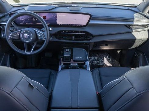 Used 2025 Buick Enclave Preferred image 21