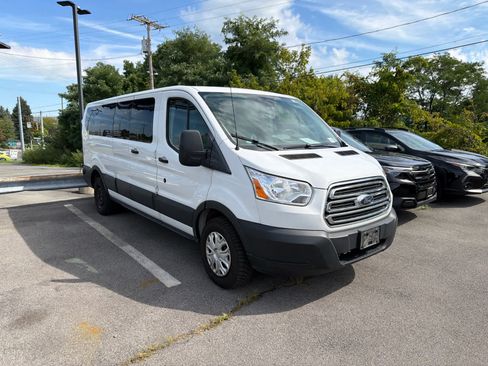Used 2019 Ford Transit 350 XLT RWD image 10