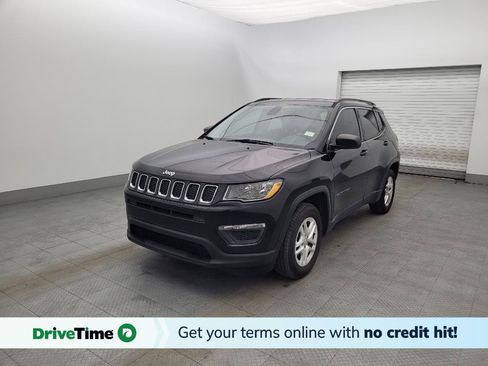 Used 2019 Jeep Compass Sport w/ Tech Group FWD image 1