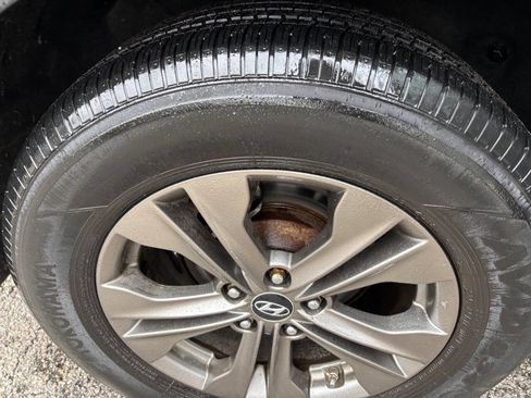 Used 2013 Hyundai Santa Fe Sport image 13