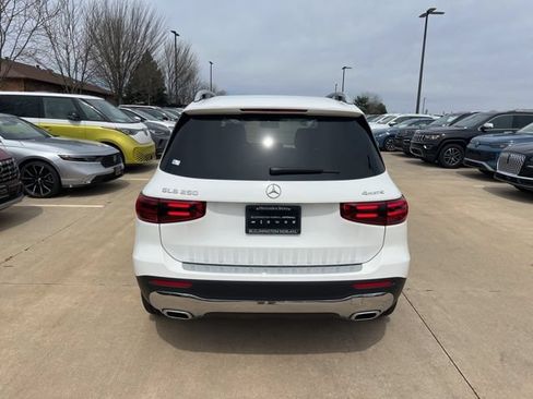 New 2026 Mercedes-Benz GLB 250 4MATIC image 5