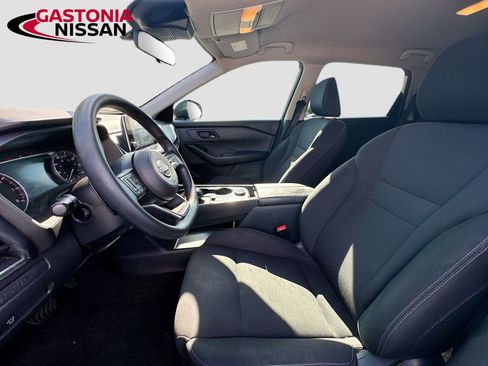 Used 2024 Nissan Rogue S AWD/4WD image 26