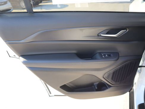 New 2026 Jeep Grand Cherokee L Laredo AWD/4WD image 18