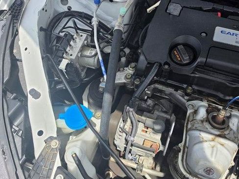 Used 2015 Honda Accord LX image 4