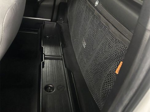 Used 2022 Toyota Tacoma SR image 14