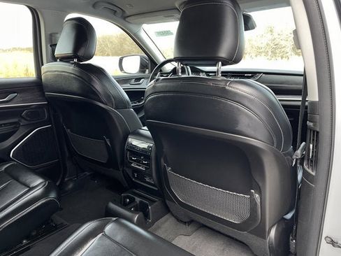 Used 2021 Jeep Grand Cherokee L Limited image 28