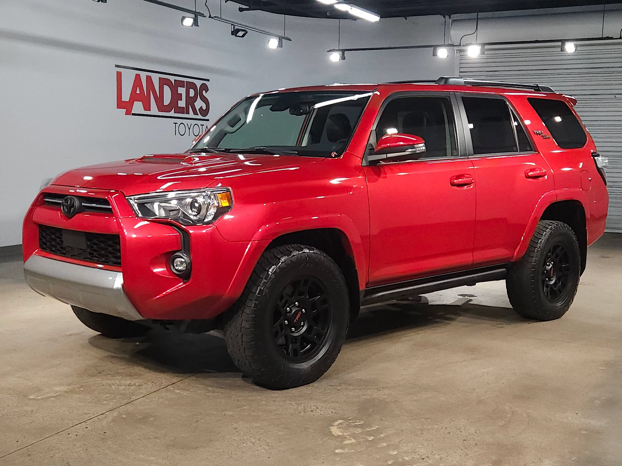 Certified 2023 Toyota 4Runner TRD Off-Road Premium w/ Moonroof Package AWD/4WD image 3