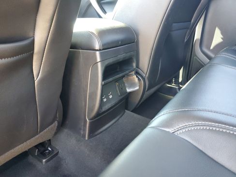 Used 2019 Ford Ranger Lariat w/ Equipment Group 501A Mid image 11