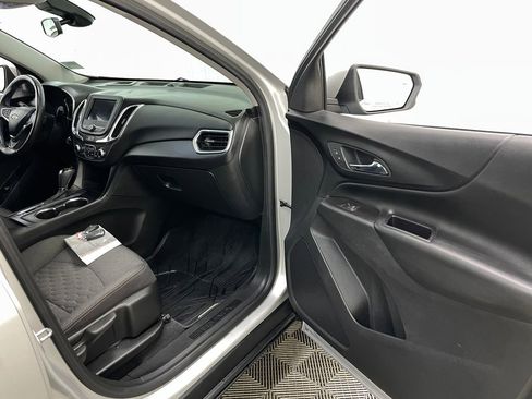 Used 2020 Chevrolet Equinox LT image 35