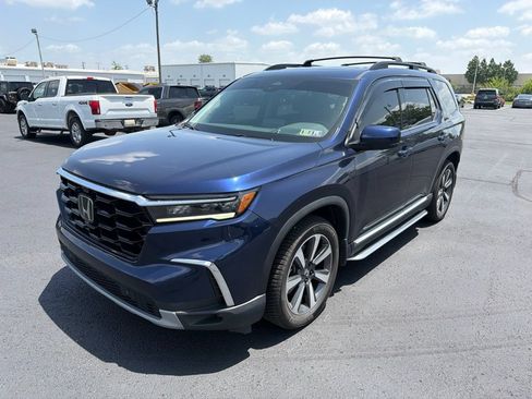 Used 2023 Honda Pilot Elite image 3