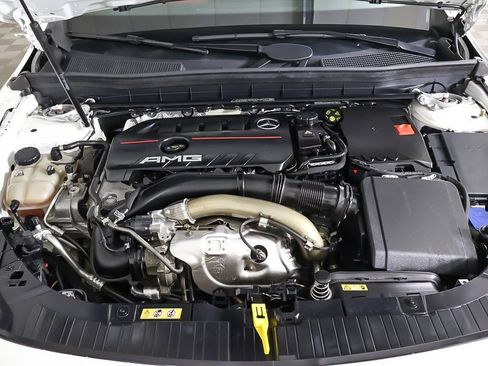 Used 2022 Mercedes-Benz GLB 35 AMG 4MATIC image 21