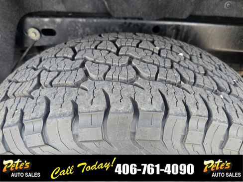 Used 2021 Chevrolet Colorado LT w/ Fleet Safety Package AWD/4WD image 12