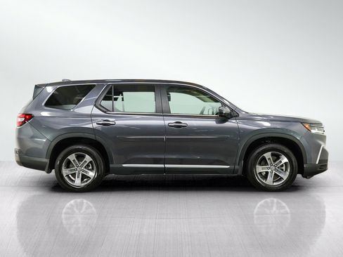 Used 2023 Honda Pilot EX-L image 6