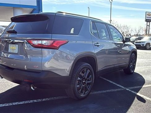Used 2021 Chevrolet Traverse RS w/ LPO, Floor Liner Package image 7